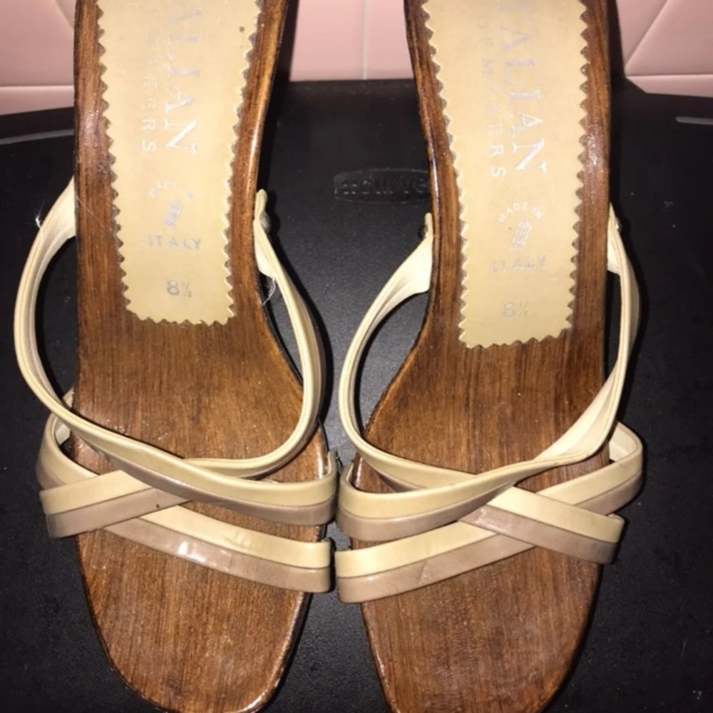 Italian Shoemakers Wood Heel Sandal